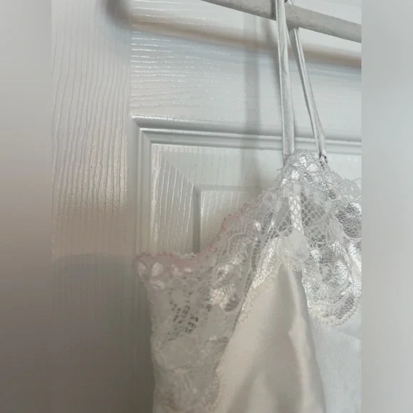 Show Me Your Mumu Celine Dress in Ivory - Picture 6 of 10